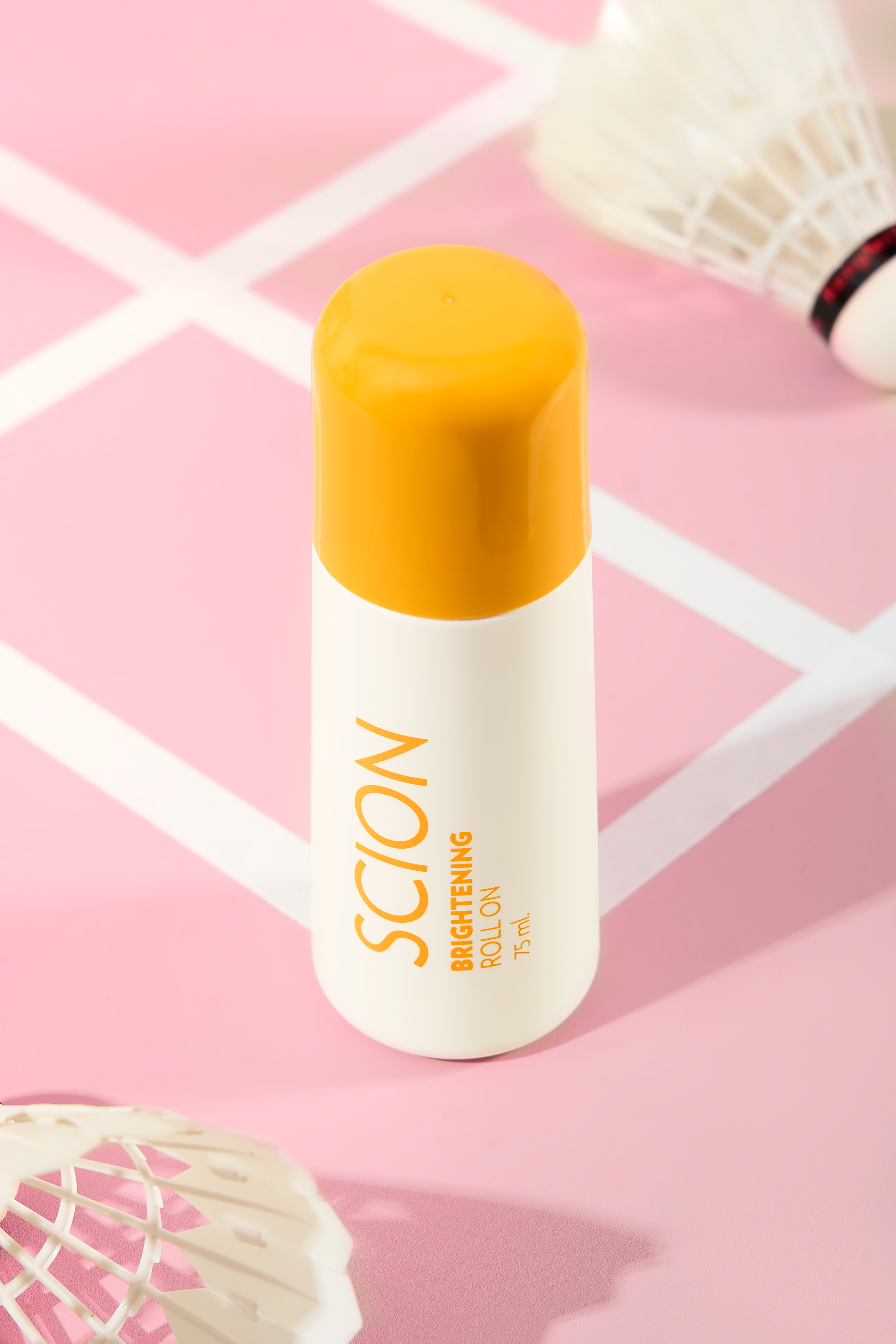 Lăn khử mùi sáng da Scion Brightening Roll On